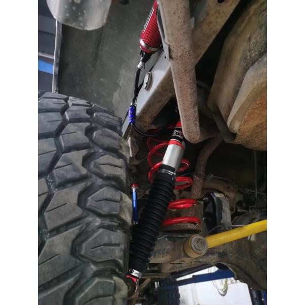 Adjustable Nitrogen Shock Absorber For Nissan Patrol Y61 2-4'' Lift