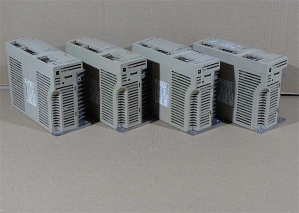 New Yaskawa Servo Drives SGD-02AH Working Power 200W In Original Box New