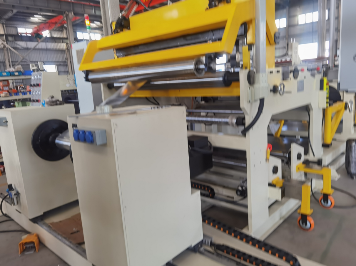 1400mm Foil Width Transformer Foil Winding Machine with 22kw Winding Power and Cold Welding