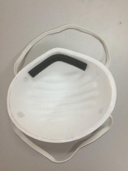 Protective Earloop Medical Grade Dust Mask White With / Without Valve
