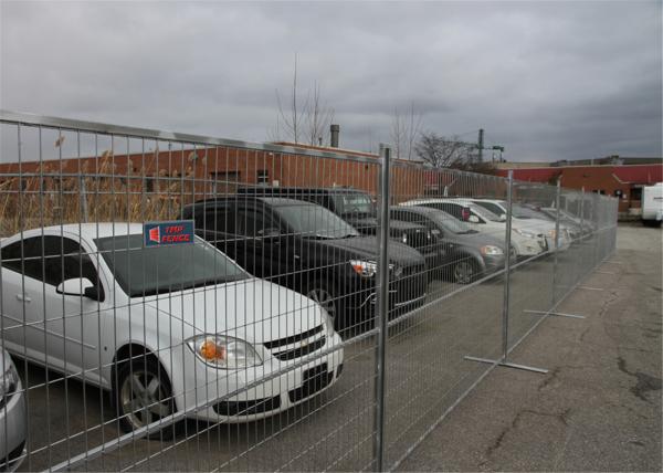 Powder Coated Red Construction Site Fencing Panels 6'x9.5' Mesh 50mm*100mm diameter 2.5mm wall thick 1.00mm