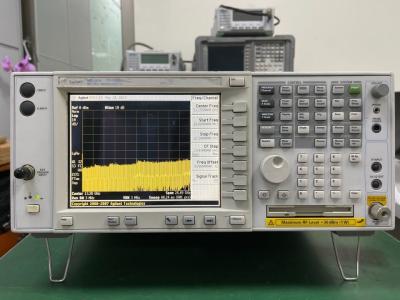 Analizador de espectro de banda ancha Agilent E4446A de 44 GHz / Analizador de espectro