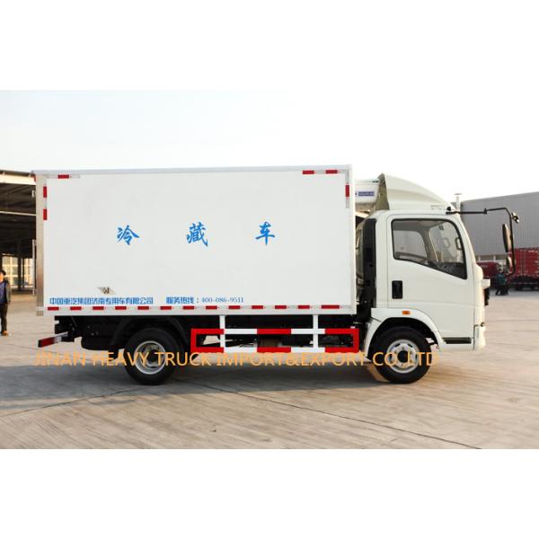 Обязанность света Howo 4X2 Refrigerated тележка 5 тонн 60000kg 7 ТОНН