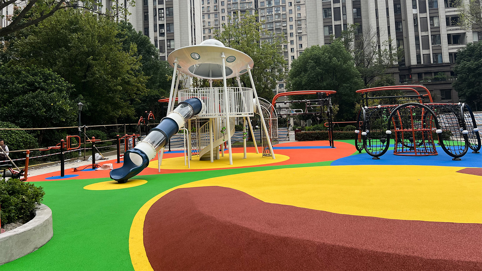 Orange EPDM Rubber Granules | UV Resistant Sports Surface Material