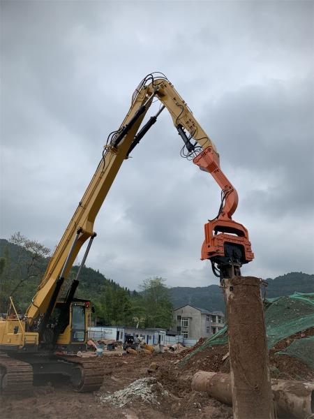 Excavator Mounted Sheet Pile Driver Long Reach Arm , Excavator Pile Boom Arm