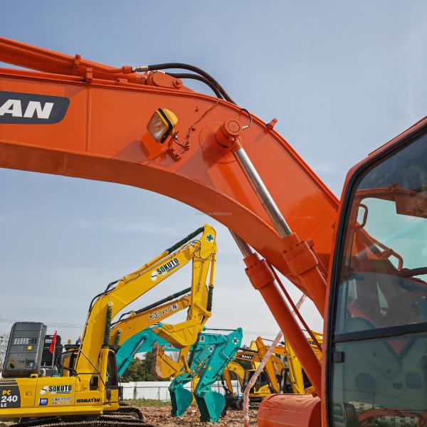 90 New Wheeled Excavator Second Hand DOOSAN DH150W-7 Used 4 Wheeled Digger