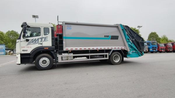 Sinotruk HOWO Compressed Garbage Truck 18cbm Refuse Collection Vehicle 260HP