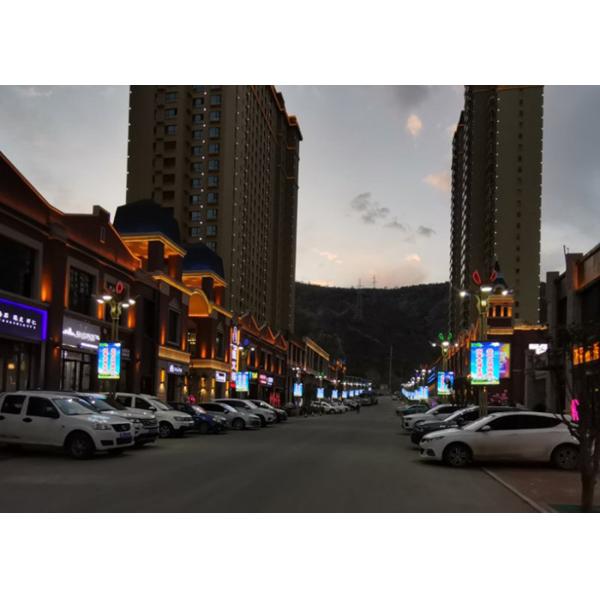 1921 LED Lamp Post Banner , 4500cd Roadside LED Signs P3mm