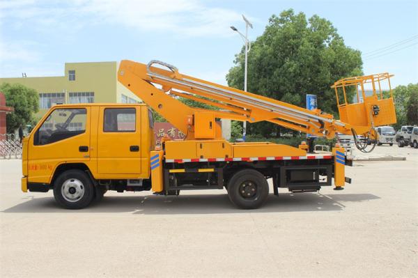 Plateforme de chargement montée sur camion à nacelle élévatrice haute