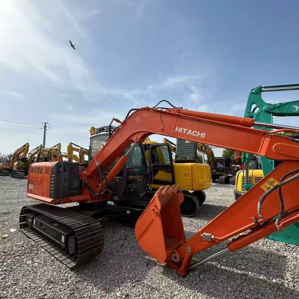 Premium Used Hitachi Excavator ZX80 8Ton Crawler For Heavy Duty Construction