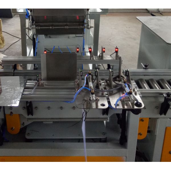 Automatic Carton Packing Machine for Fasteners with 10bag/min Capacity and Easy Operation