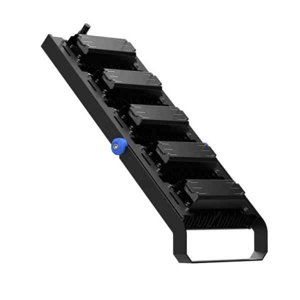 High Thermal Conductivity Aluminum Substrate LED Stadium Light with Triac/0-10V Dimmable and Waterproof IP65-67