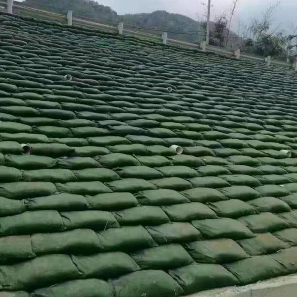 160kN/M Flexible Geotextile Bag Concrete Formwork Geotextile Sandbags Slope Protection