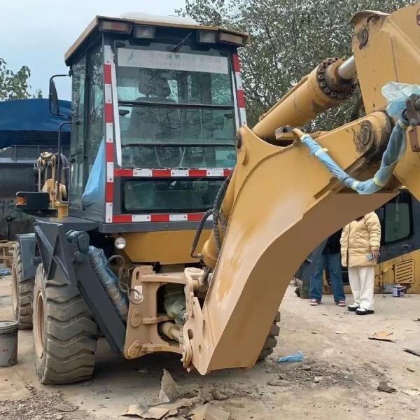 Solid and Durable Lgb680 Model 95%New Yellow Crawler Excavator Loader and Backhoe Excavator Wheel Loader