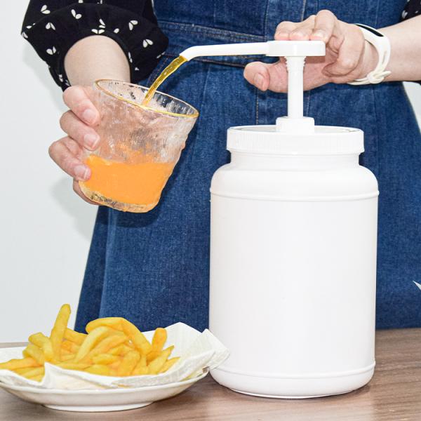 Насос распределителя соуса головы Std с пластмасовым контейнером 2500ml