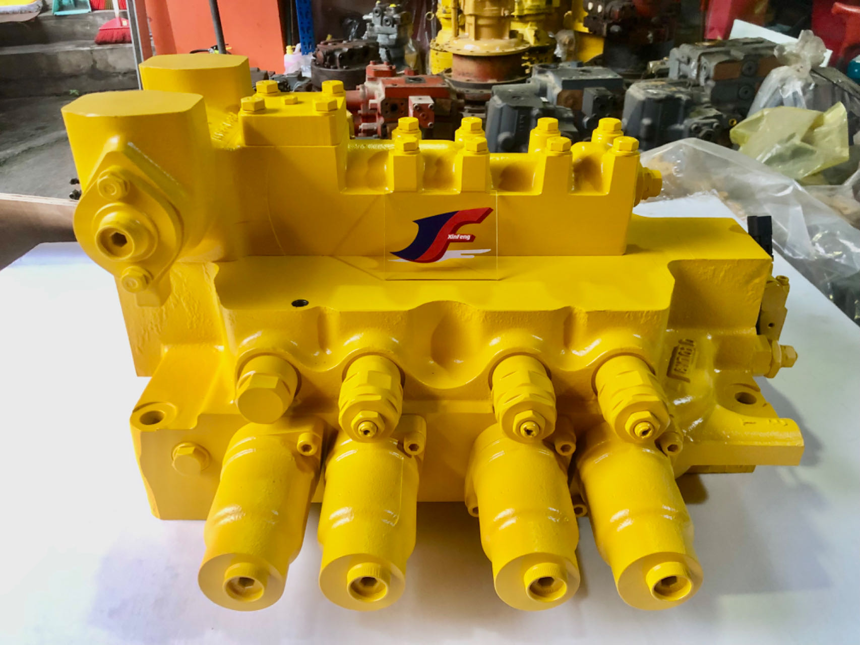PC800-8 PC850-8 Экскаватор гидравлический главный клапан управления 709-14-94200 709-15-94300