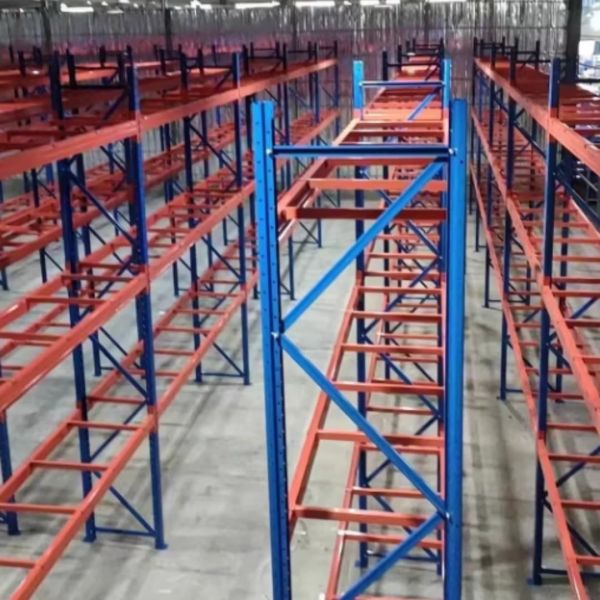 Heavy Duty Selective Pallet Racking System with Customizable Dimensions and 4000kg/layer Capacity for Warehouse Storage