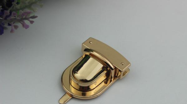 Fashionable design bag fitting zinc alloy gold color snap press locks for purse