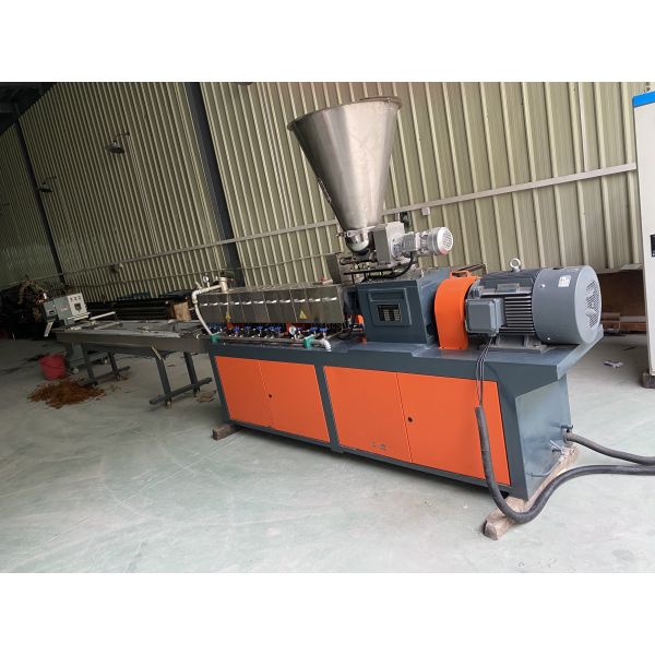 Compact Co-Rotating Twin Screw Compounder Lab Scale, Adjustable Screw Speed for Material R&D Test