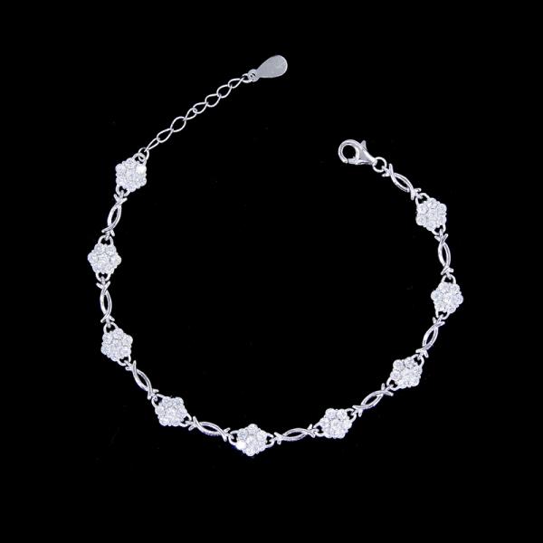 Покрытый шарм стерлингового серебра браслета сердца Зирконя родия 925 кубический для дамы