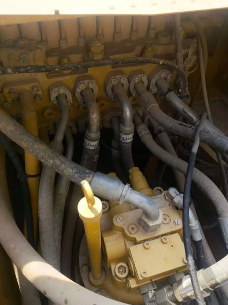 Reliable Caterpillar Excavators: 320gc, 323, and 330 Models