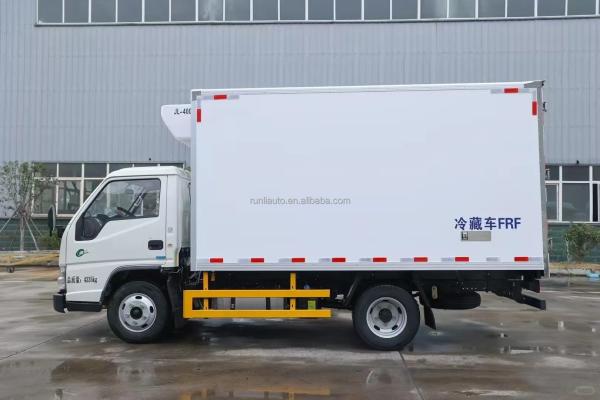 Camion frigorifique JMC 4X2  Camion congélateur Camion réfrigérateur