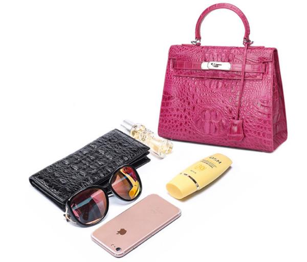 Dongguan manufacturer sells new crocodile skin handbag for ladies with customized logo