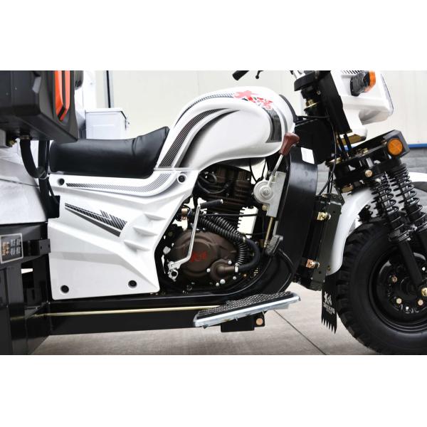 Пятиколесный трехколесный китайский моторный газовый 151cc Стандартный размер груза 40 * 80