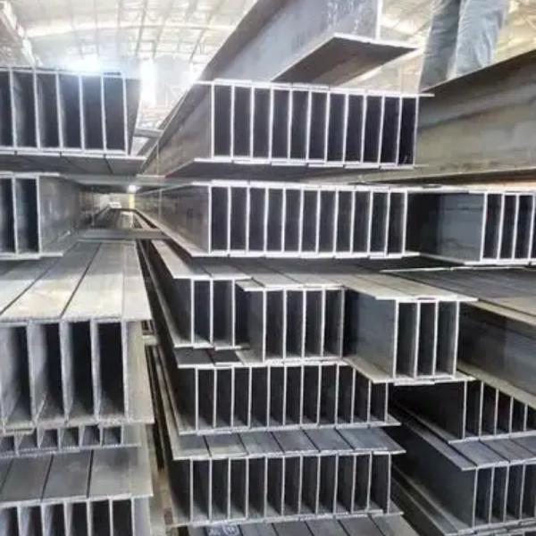 304L en acier inoxydable en acier structural H poutre 2B Surface 125*60*6*8mm Pour le bâtiment