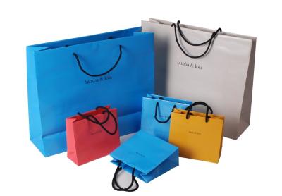 Bolsa de papel ecológica con tamaño y logotipo personalizados