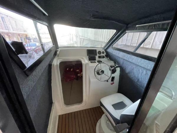 2023 new 25ft FRP Half top fishing boat with cabin in cheap price