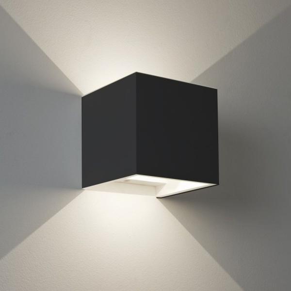 SAA IP65 Wall Mount Solar Garden Lights For Yard Decoration