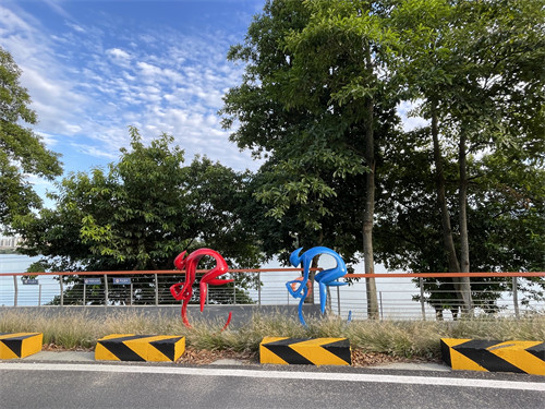 Large Running Man Outdoor Garden Sculptures Abstract Decorative For Urban