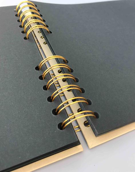 Simple Style DIY Scrapbook Photo Album 40 Sheets With Black Inner Pages 21.6x29Cm