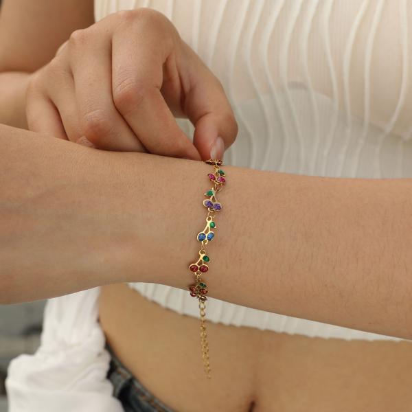 Brazaletes de oro de acero inoxidable para mujeres con encanto para venta al por mayor con incrustaciones de cristal colorido