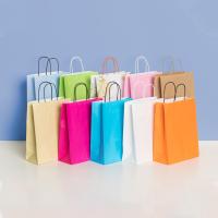 Le fond carré vêtx le sac de papier avec 3 - la charge 6kg