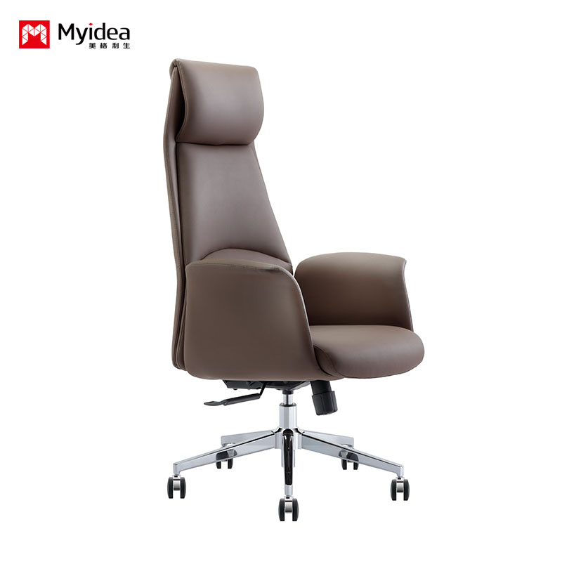 Ergonomic Leather Manager Chair – Smooth Touch, Sturdy Build, with Lift & Recline Controls