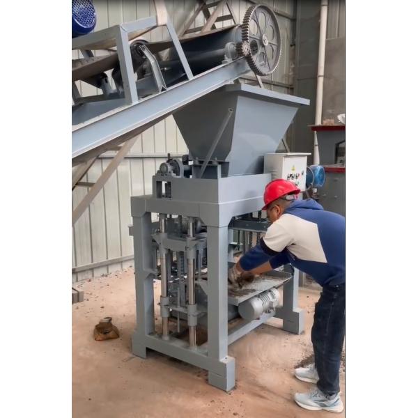 4-35 máquina de fatura de tijolo pequena capaz de fazer tijolos de vários tamanhos