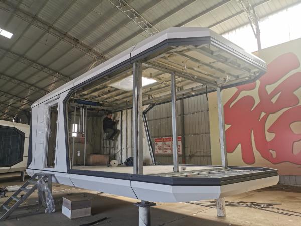 Prefab Apple Cabin Container House for Coastal Hotels