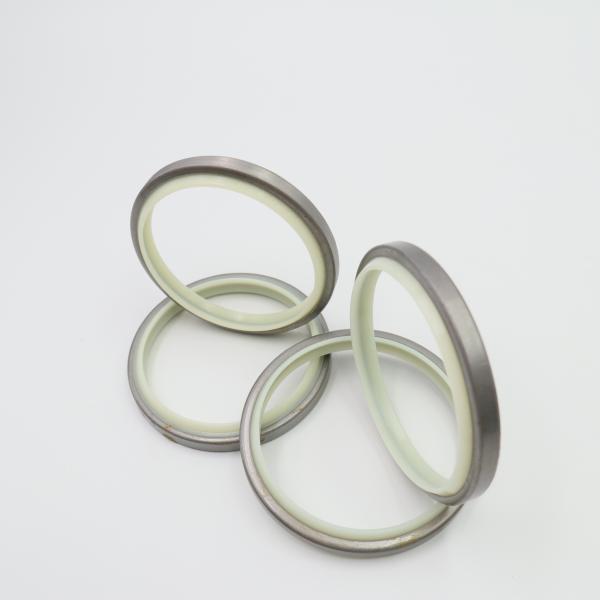 Truck Tractors Beige TC Type FKM O Ring Oil Seals Oil Resistant