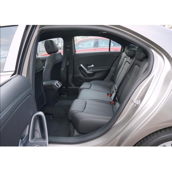 7 Gear DCT Benz Бензиновые автомобили Mercedes Benz A 200 L Sport Sedan Donggan Version