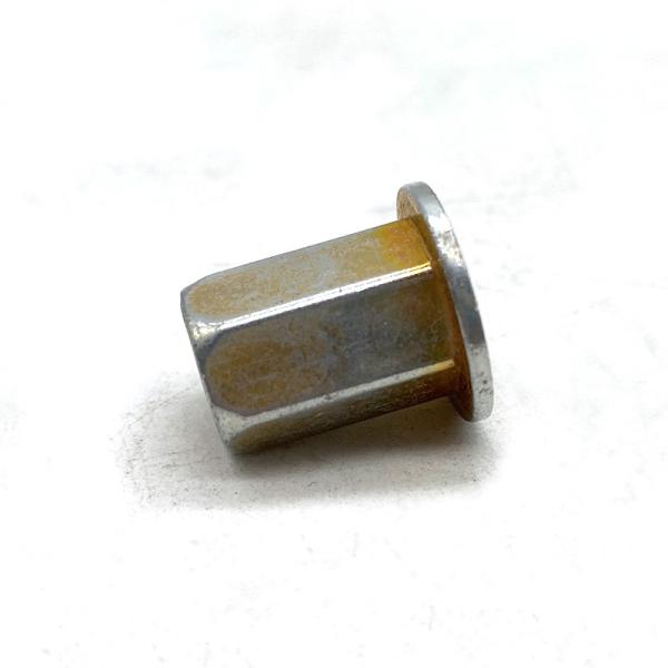 Flat White/Yellow Zinc Plated Carbon Steel Threaded Blind  Rivet Nuts