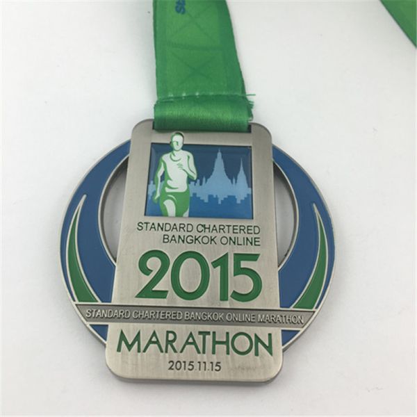 A fish shaped running medals,special design medals from China Customized