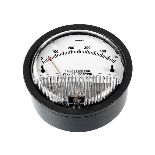 K2000 Series Differential Pressure Gauge with IP67 Protection for Cleanroom Monitoring and 30Pa~10KPa Range