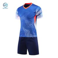 Logo personnalisé simple Sport Hommes Jeunesse Football Jersey Uniforms Ensemble de matériel de football Football Jersey