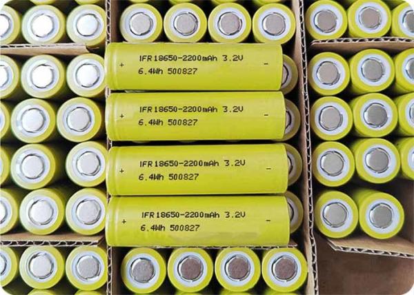 3.2V 2200mAh LiFePo4 Battery 6.6A Discharge 2000 Cycles