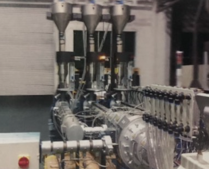 Multi Layer JWPEG Plastic Pipe Making Machine Excellent Mixing Effect Side Feeding