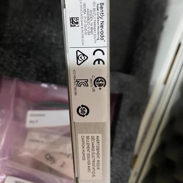 Bently Nevada General Purpose Equipment Monitor 1900/65A-01-01-03-00-01 Signal Output 4-20 mA Temperature Range -30°C to 70°C