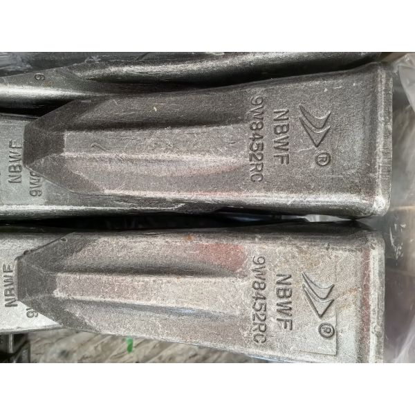 9W8452 1U3452 Flat Sharp Bucket Tooth For E330 Excavator Construction Machinery Parts