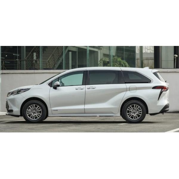 TOYOTA Sienna 2023 2.5L Hybrid Shushi version 5 Door